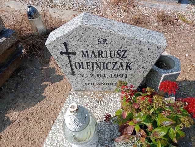 Mariusz Olejniczak 1991 Nowe Miasteczko - Grobonet - Wyszukiwarka osób pochowanych