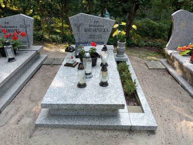 Grób Maria Komarnicka